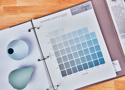 Munsell Nearly Neutrals Book of Color