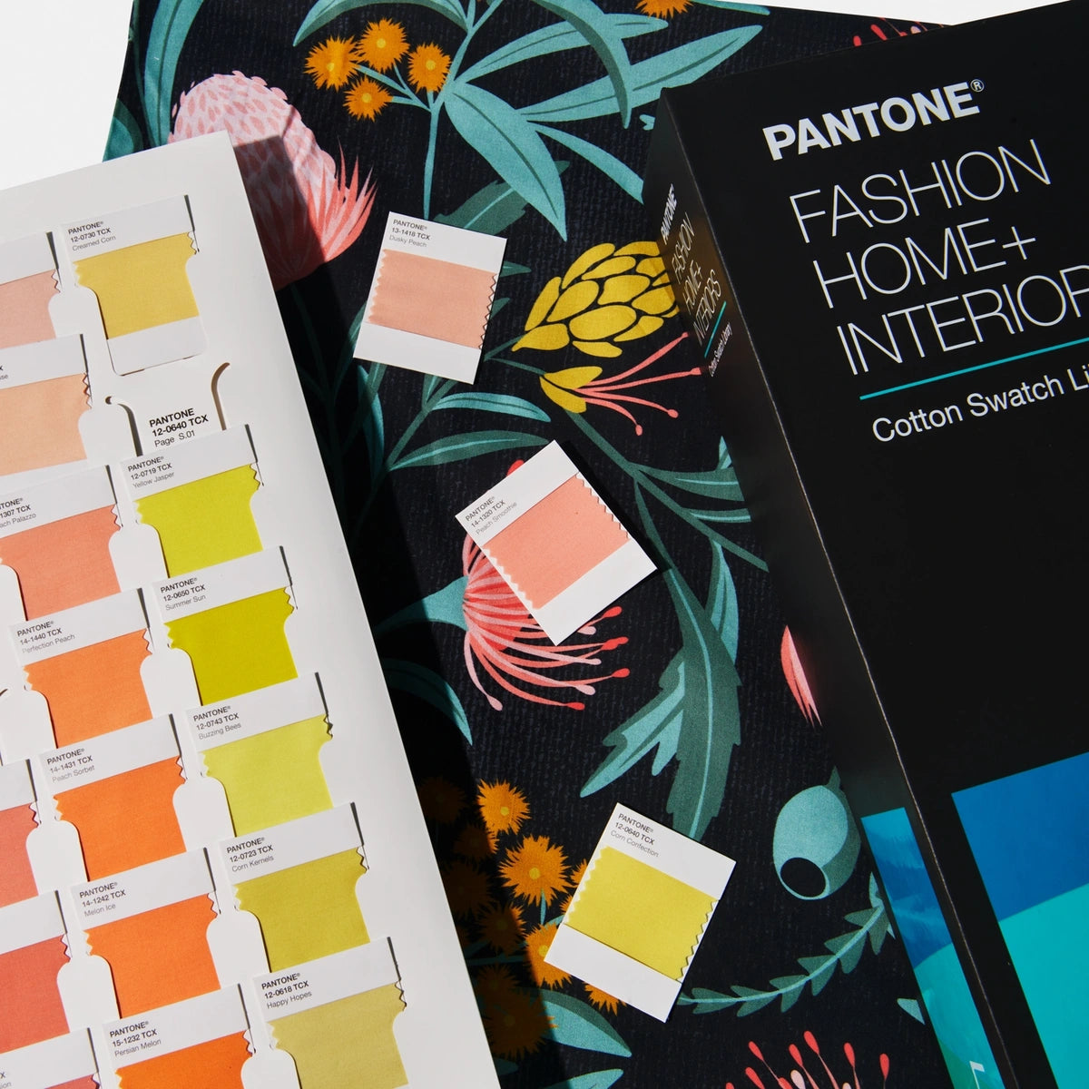 PANTONE® Fashion, Home + Interiors Cotton Swatch Library + Dualities Expansion Pack - FHIC100C
